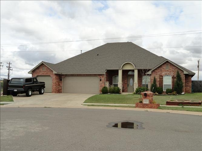 unlisted-address, Norman, OK 73072 - photo 1