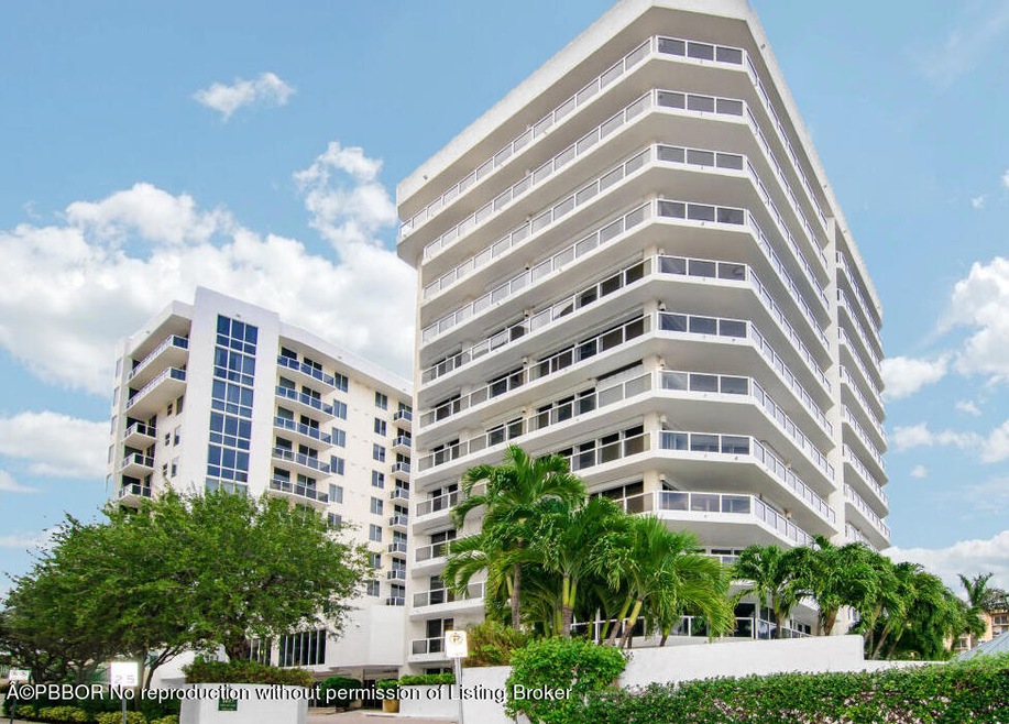 Villa Lofts unit 201, West Palm Beach, FL 33407 - photo 1