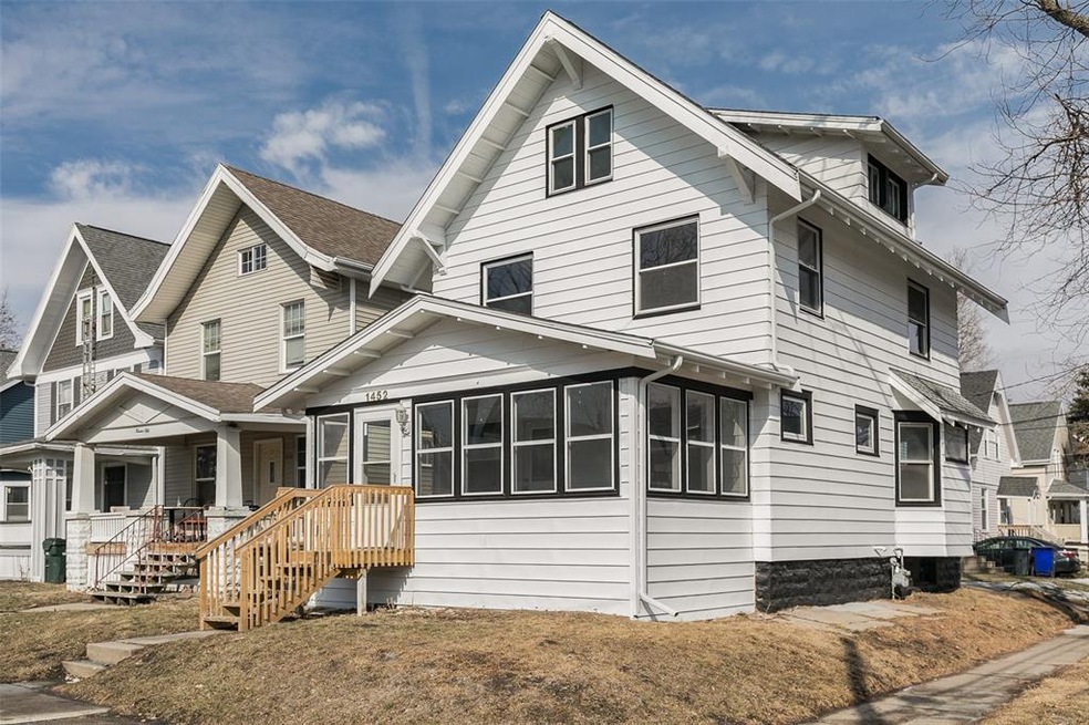 1452 5th Ave SE, Cedar Rapids, IA 52403 - photo 1