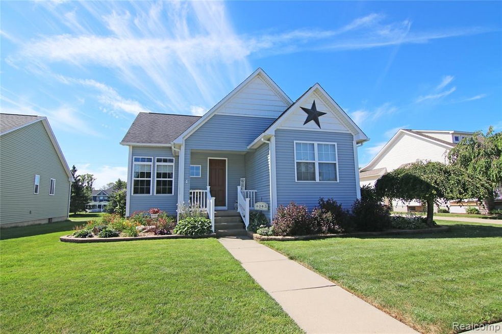 6343 Augusta Exterior 9.jpg