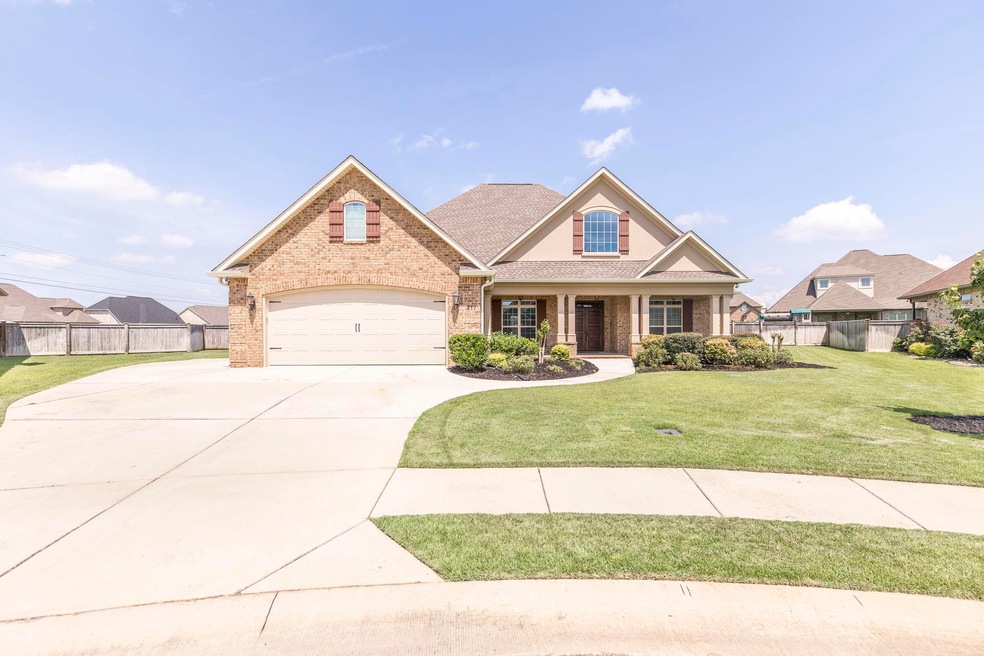 317 Emily Maygan Dr, Warner Robins, GA 31088 - photo 1