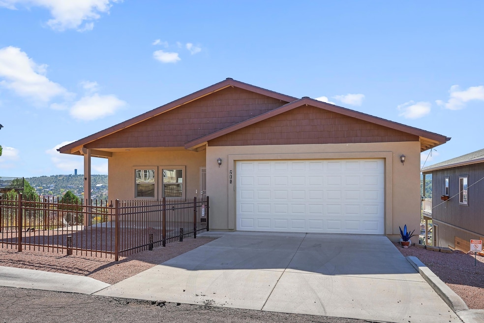 711 W Summit St, Payson, AZ 85541 - photo 1