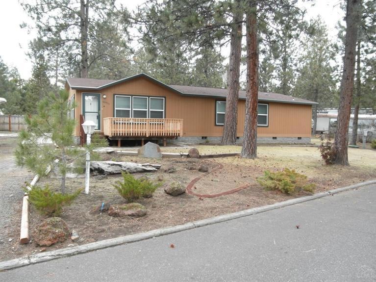 60915 Duke Ln, Bend, OR 97702 - photo 1