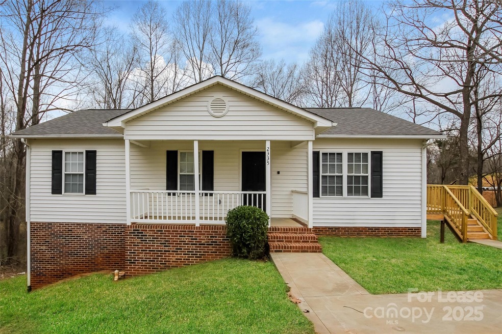 2335 Cliffside Dr, Statesville, NC 28625 - photo 1