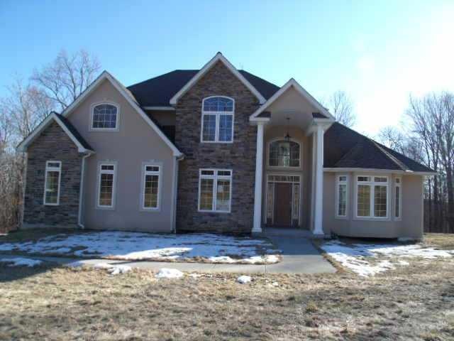 47 Willets Way, Newburgh, NY 12550 - photo 1