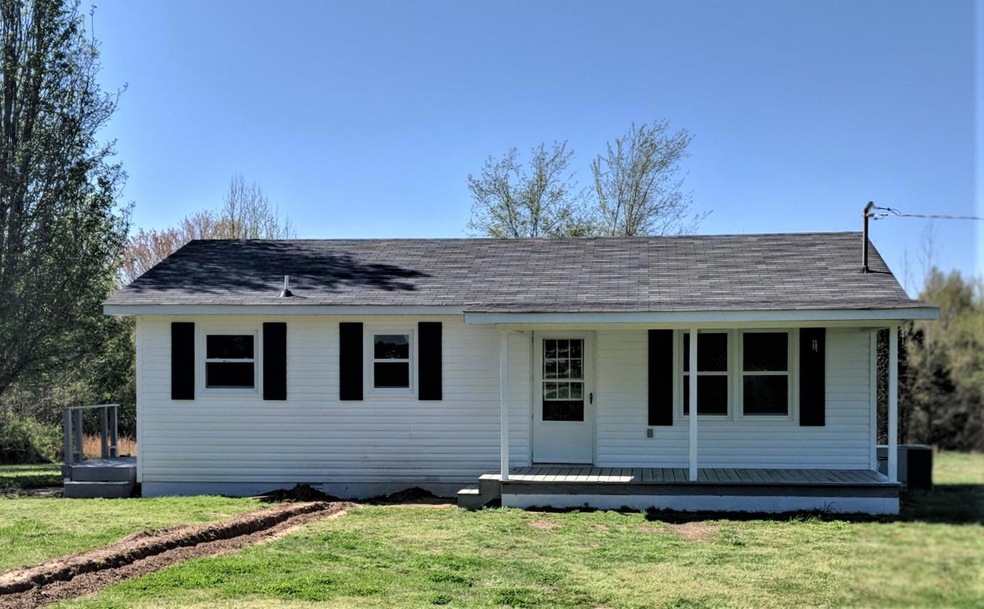 2420 Hawkersmith Rd, Manchester, TN 37355 - photo 1