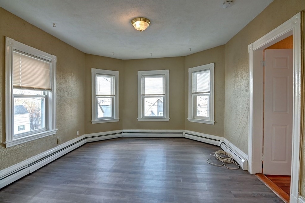 25 Oakland Ave unit 2F, Everett, MA 02149 - photo 1