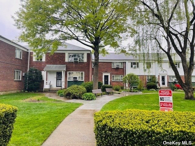 15-78 Bell Blvd unit 206, Bayside, NY 11360 - photo 1