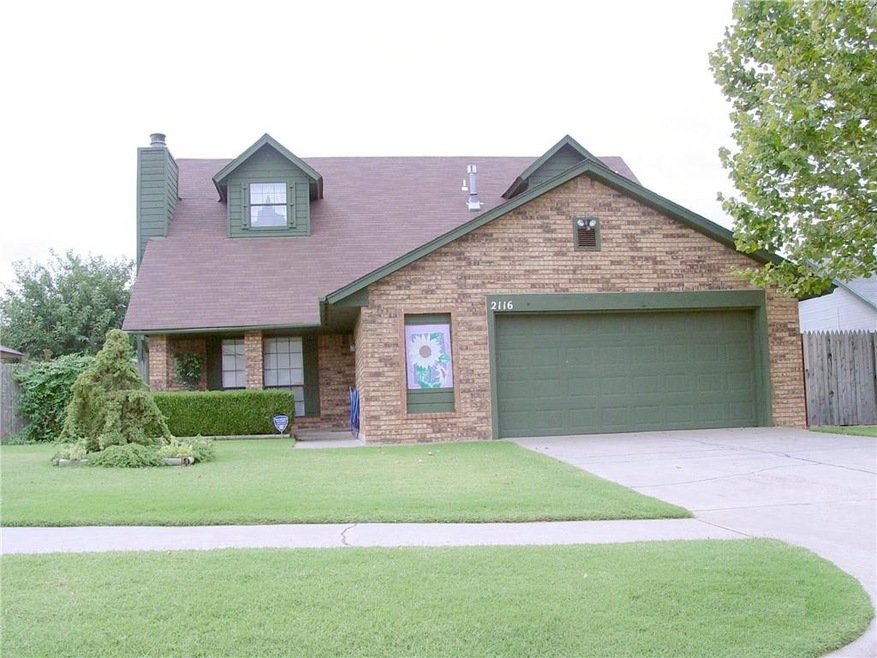 2116 NE 11th St, Moore, OK 73160 - photo 1