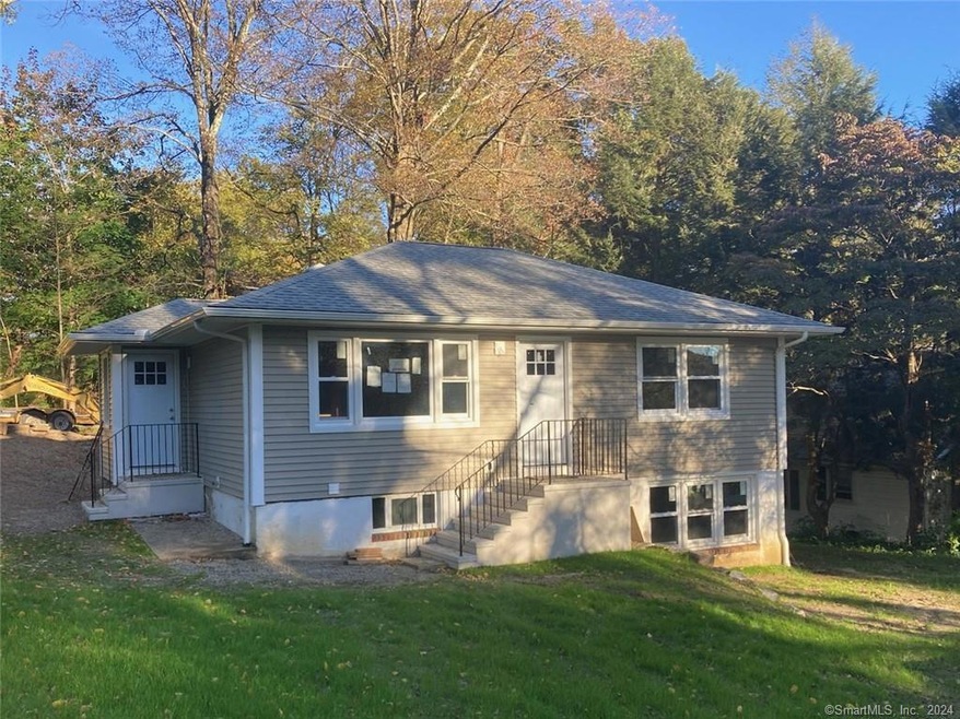 24 Inglenook Rd, New Fairfield, CT 06812 - photo 1