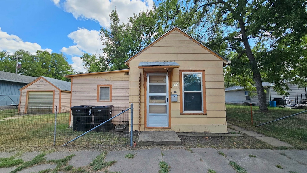 Pending $25,000 • Co-Listing Agent