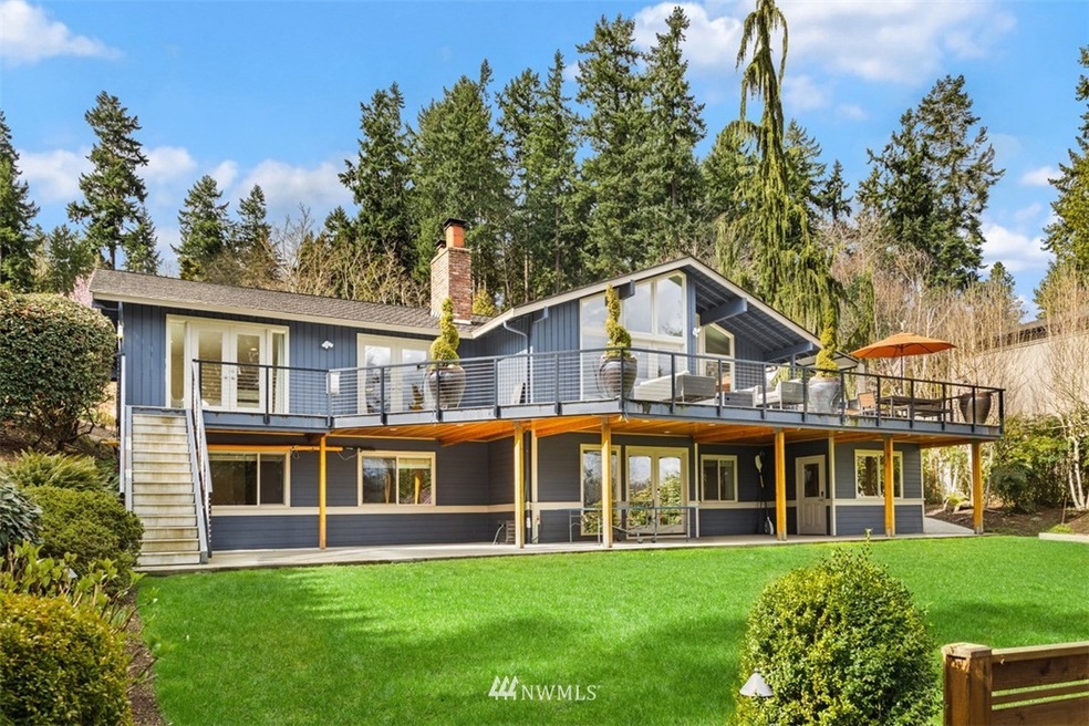 6216 E Mercer Way, Mercer Island, WA 98040 - photo 1