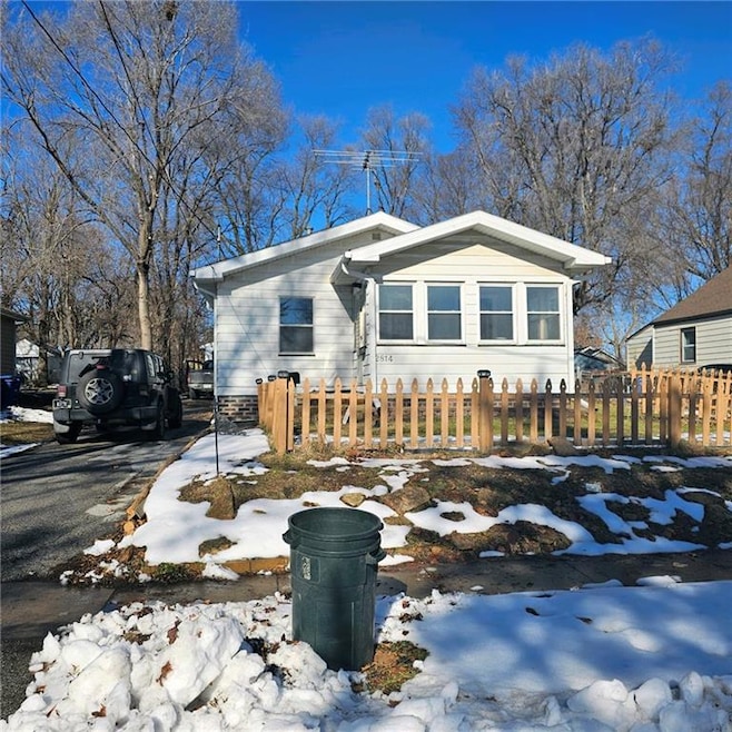 2814 Des Moines St, Des Moines, IA 50317 - photo 1