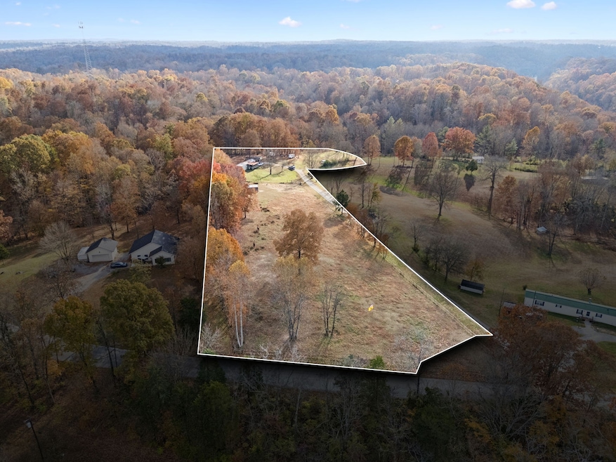 3917 Mobley's Cut Rd, Franklin, TN 37064 - photo 1