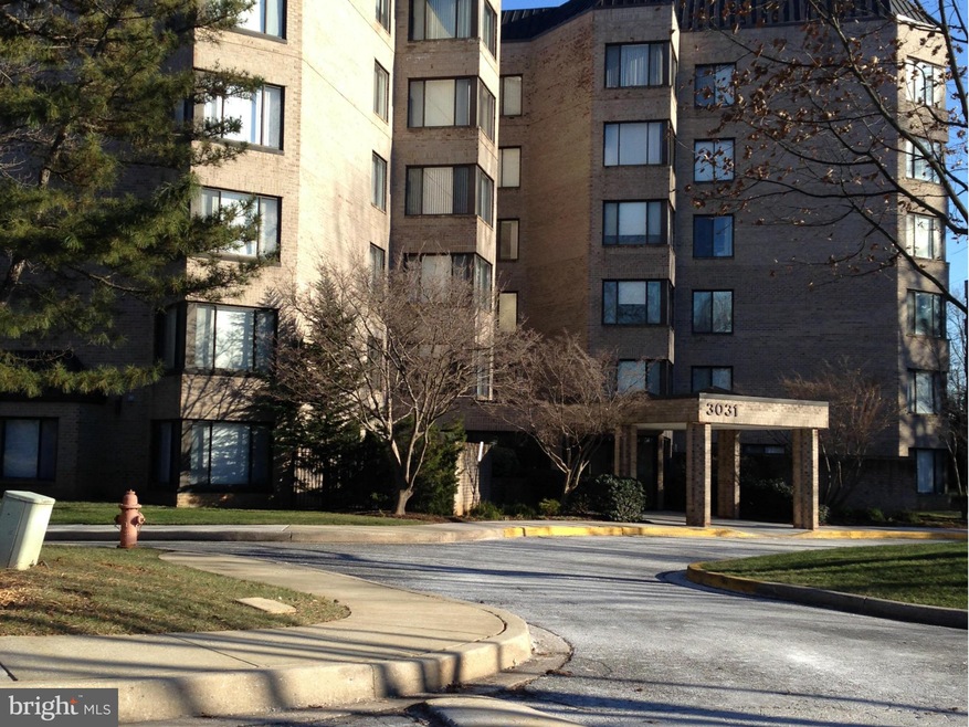 3031 Fallstaff Rd unit 602C, Baltimore, MD 21209 - photo 1