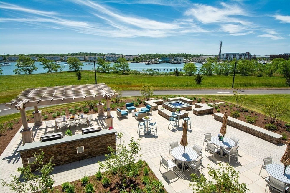 Seascape at Weymouth unit 605, Weymouth, MA 02191 - photo 1