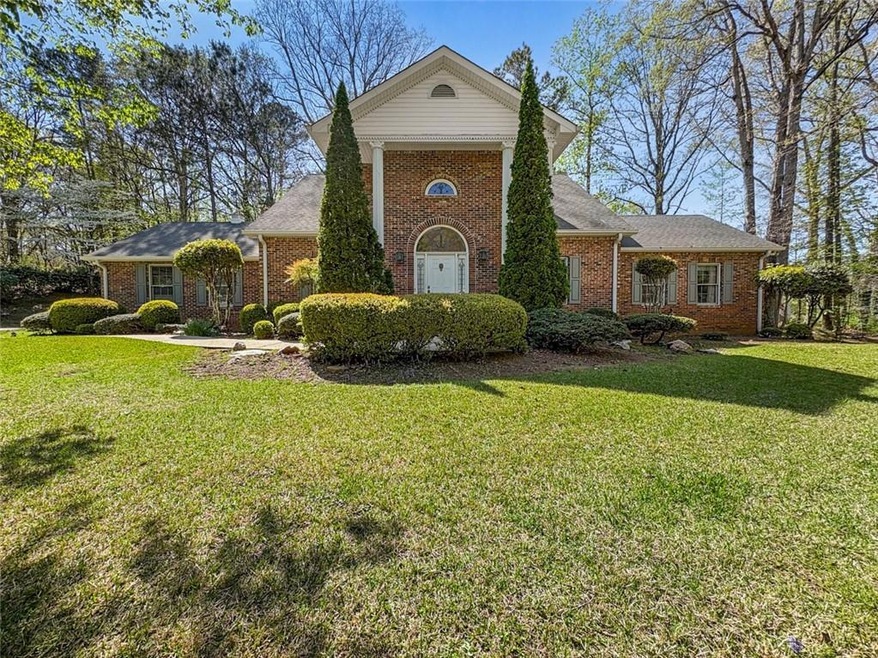 930 E Lake Dr unit NW, Gainesville, GA 30506 - photo 1