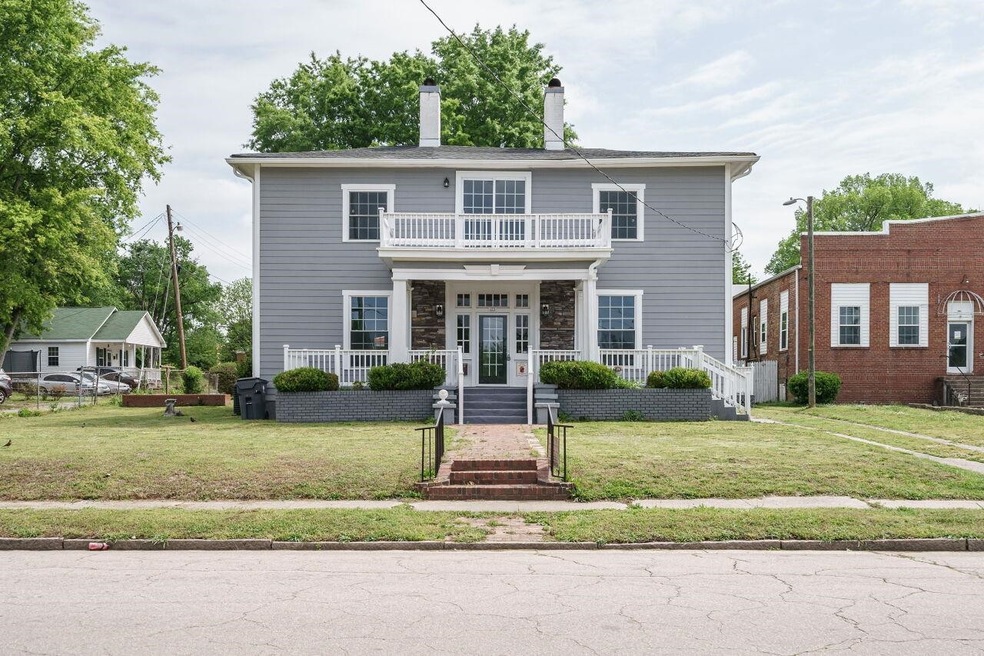 123 Orange St, Oxford, NC 27565 - photo 1