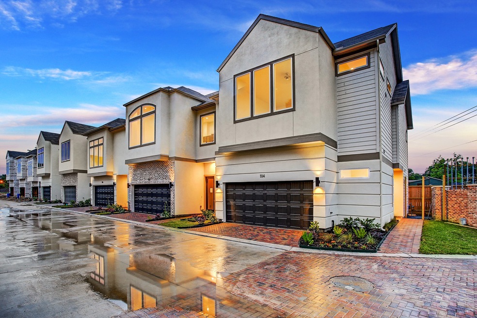 122 Knights Bridge Park Ln, Houston, TX 77018 - photo 1