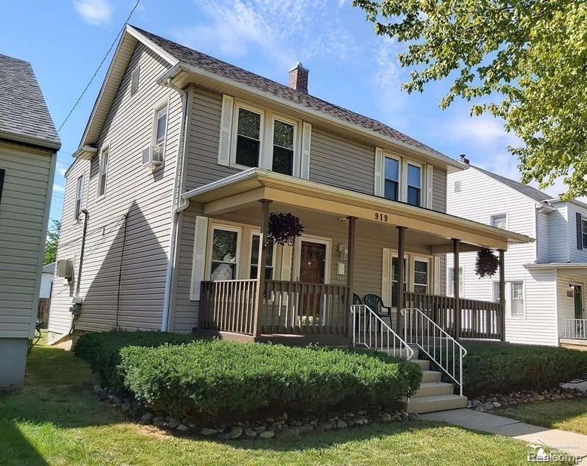 Sold $177,500 • Co-Listing Agent