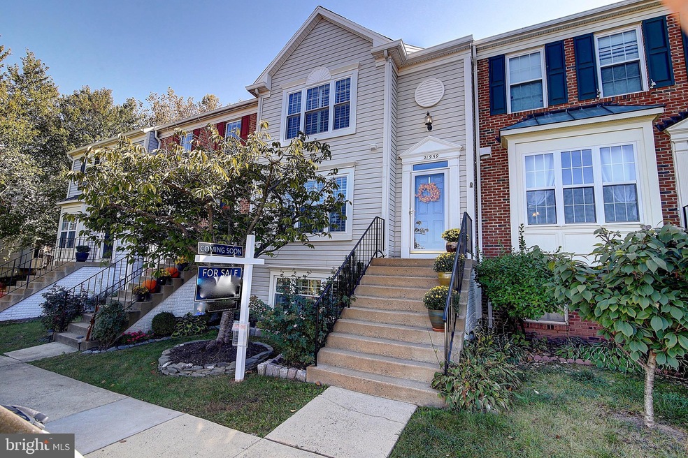 21959 Manning Square, Sterling, VA 20166 - photo 1