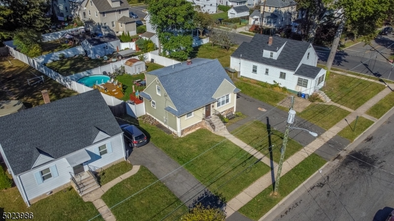 275 E 5th Ave, Roselle, NJ 07203 - photo 1