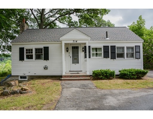 714 E Merrimack St, Lowell, MA 01852 - photo 1