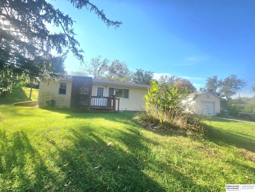 15104 Rock Bluff Ave, Plattsmouth, NE 68048 - photo 1