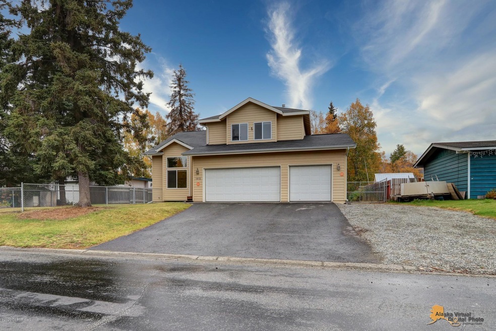 3 car garage!