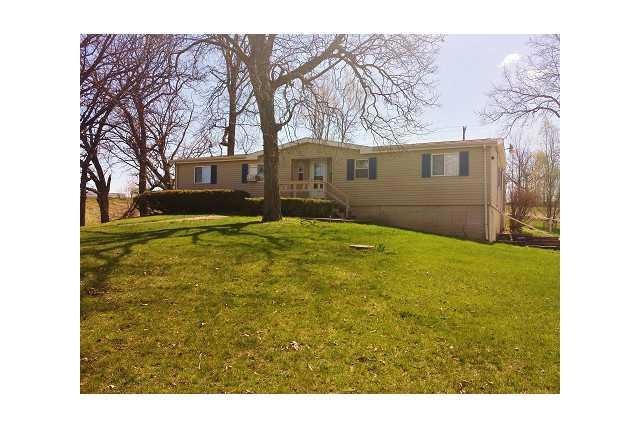 unlisted-address, Newton, IA 50208 - photo 1