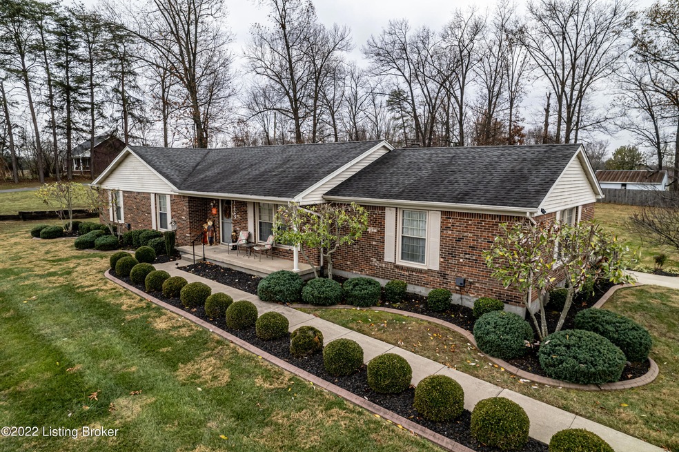1225 Fisher Ln, Mount Washington, KY 40047 - photo 1
