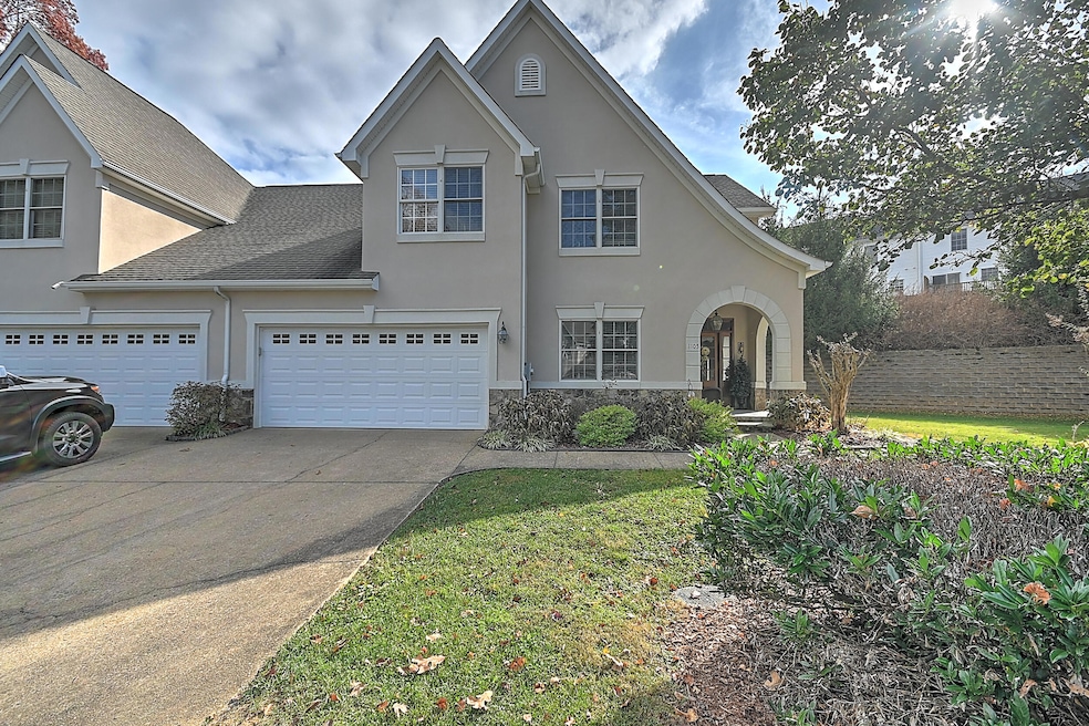 1105 King Richard-45