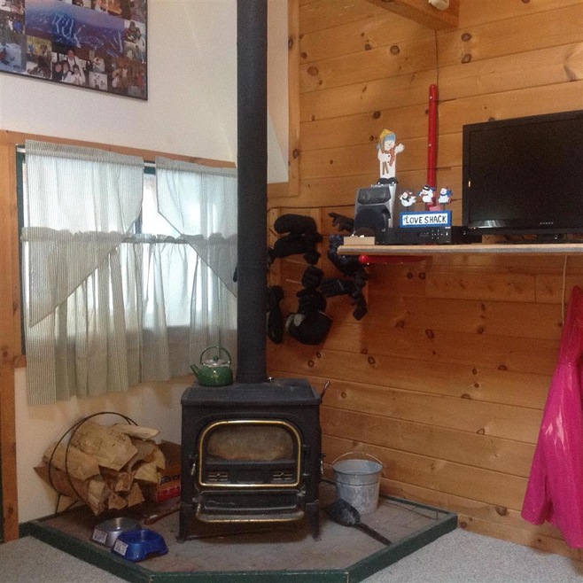 308 N Hill Cross Rd, Ludlow, VT 05149 - photo 1