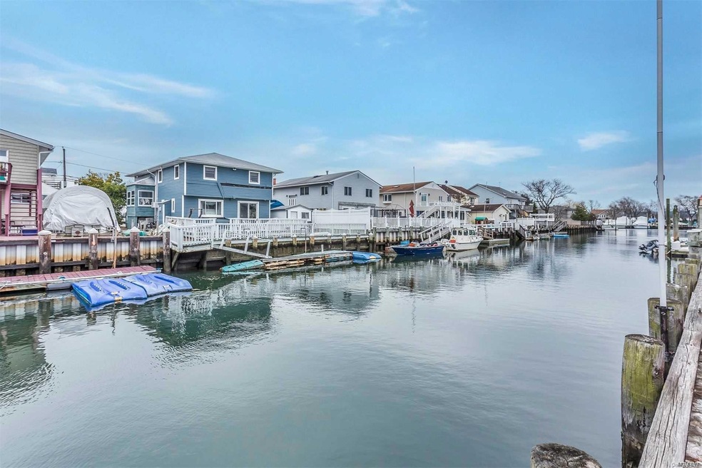 219 Sportsmans Ave, Freeport, NY 11520 - photo 1