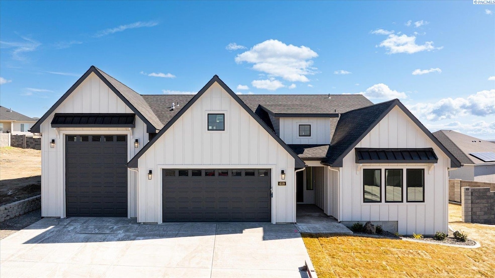 Under Contract $799,900
