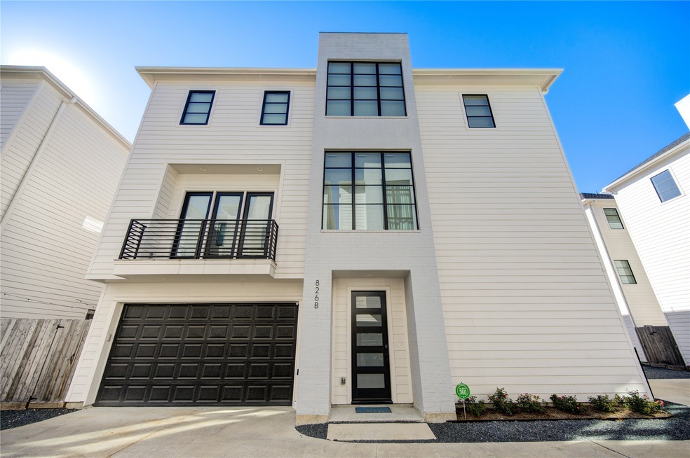 826 Wakefield Dr unit B, Houston, TX 77018 - photo 1