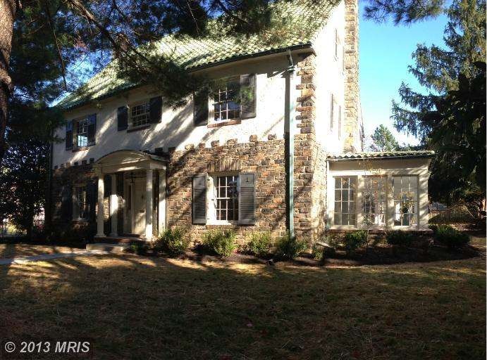 4005 N Charles St, Baltimore, MD 21218 - photo 1