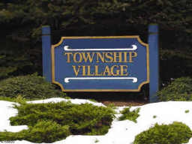 106 Pitney Place unit 106, Morristown, NJ 07960 - photo 1