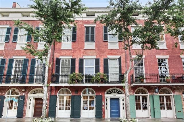 604 Julia St unit 202, New Orleans, LA 70130 - photo 1