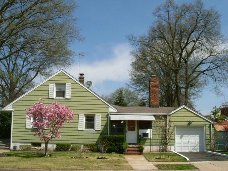 1900 Mildred Ave, Linden, NJ 07036 - photo 1