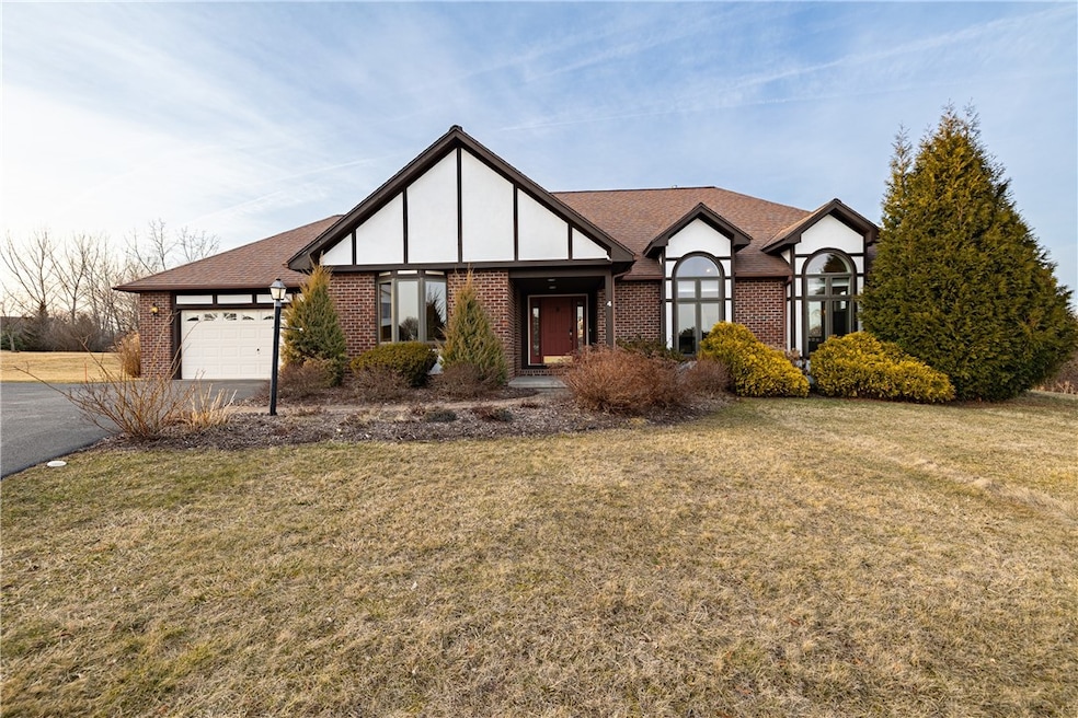Sold $575,000