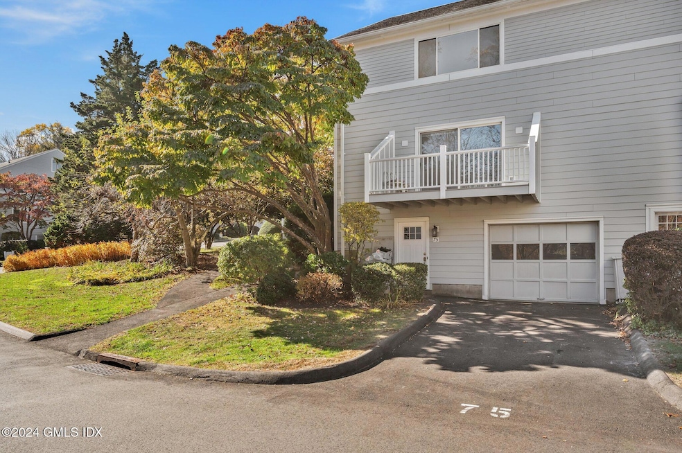 Sold $1,205,000 • Co-Listing Agent