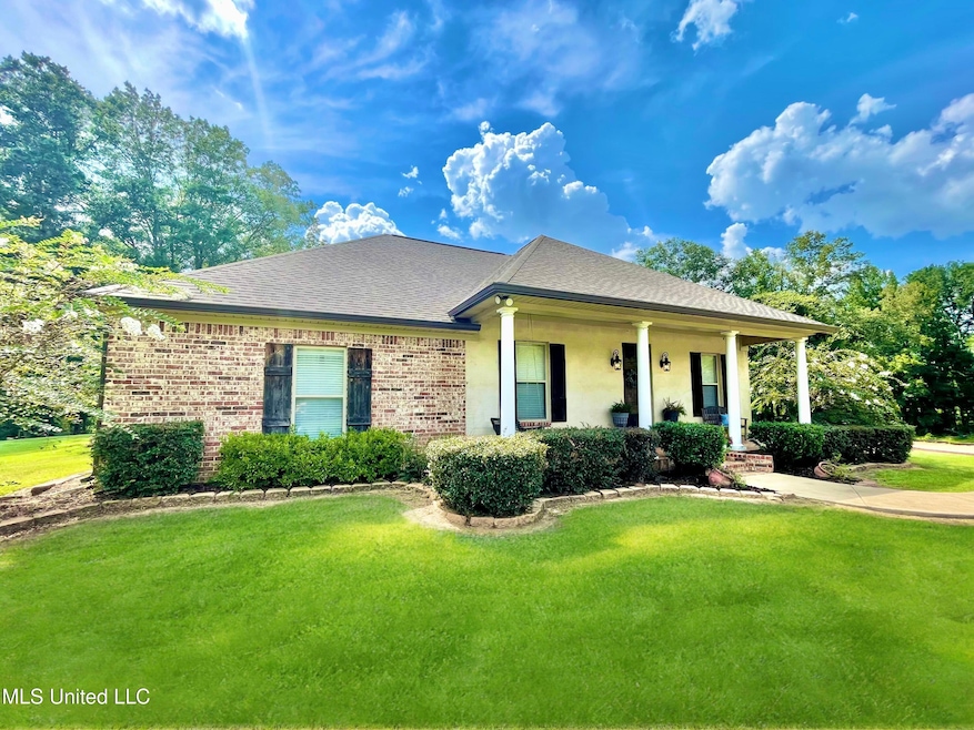 Pending $489,900