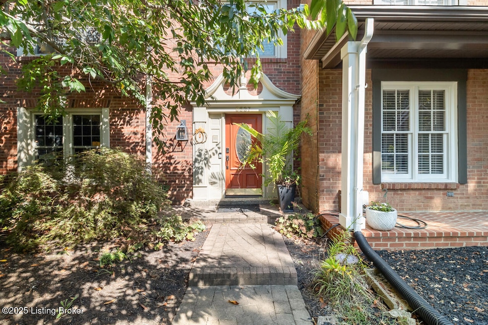 For Sale $349,900 • Co-Listing Agent