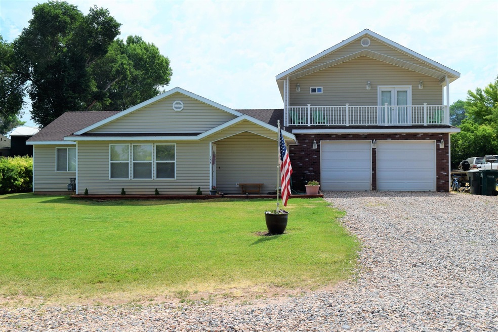 154 N 400 W, Parowan, UT 84761 - photo 1