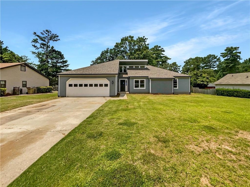 8883 Peppertree Dr, Jonesboro, GA 30238 - photo 1