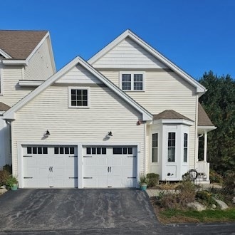 54 Garett Way unit 54, Holliston, MA 01746 - photo 1
