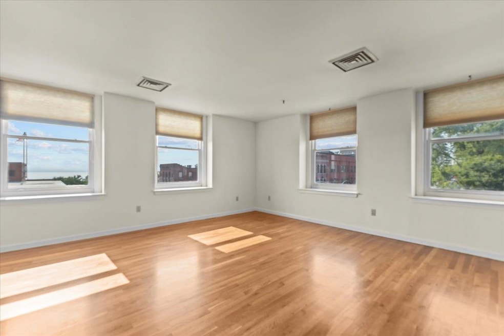 Vermont House Condos unit 302, Burlington, VT 05401 - photo 1