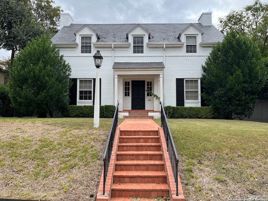 118 E Hollywood Ave, San Antonio, TX 78212 - photo 1