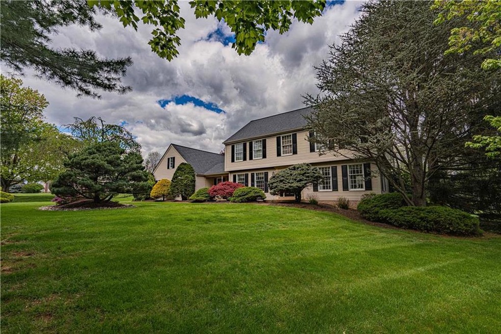 2025 Dougherty Cir, Macungie, PA 18062 - photo 1